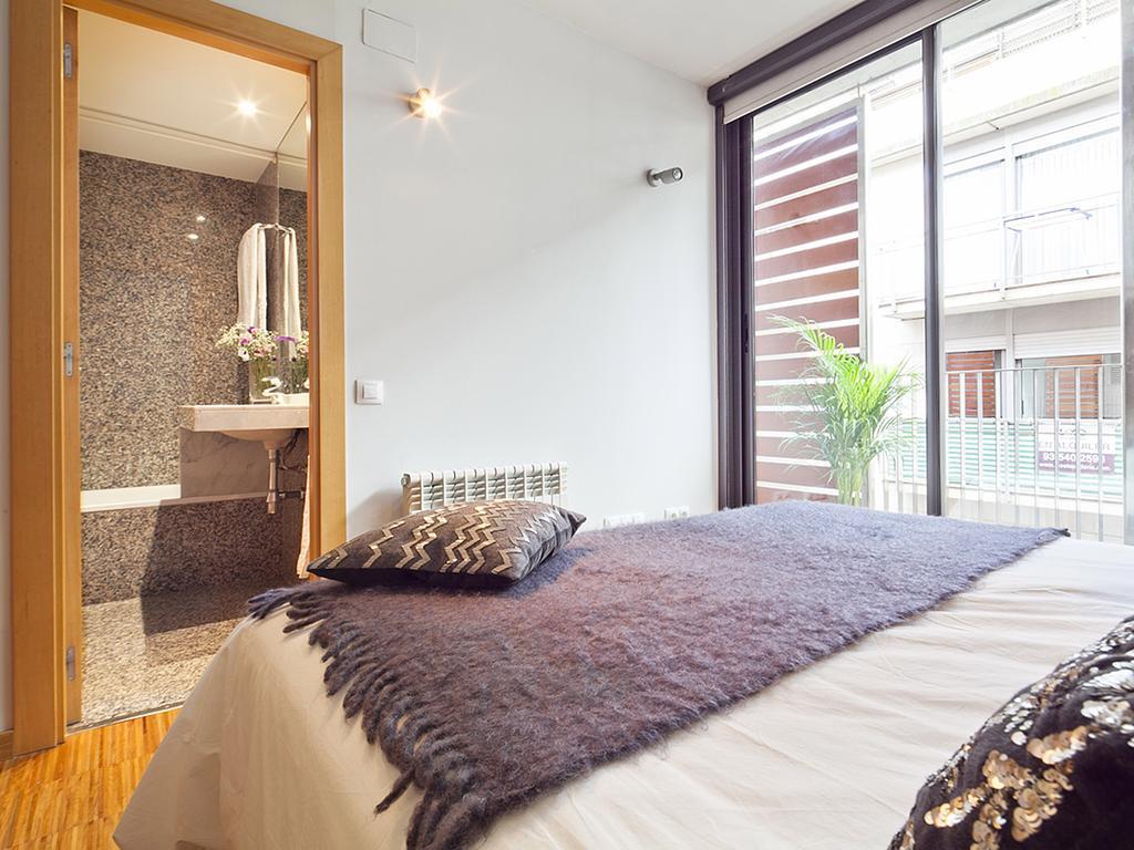 Apartment Barcelona Rentals - Penthouse With Terrace Экстерьер фото