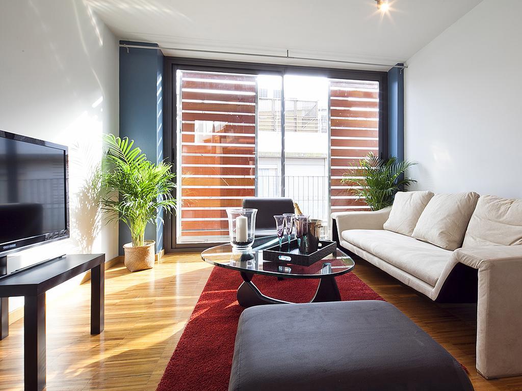 Apartment Barcelona Rentals - Penthouse With Terrace Экстерьер фото